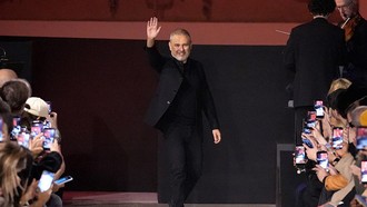 Elie Saab Bertahan di Tengah Konflik, Pilih Tetap Berkarya di Lebanon