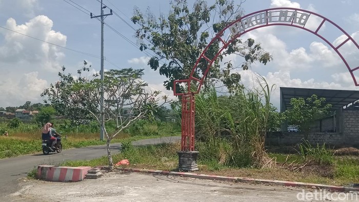 Gapura Dukuh Mao di Desa Manjungan, Kecamatan Ngawen, Klaten.