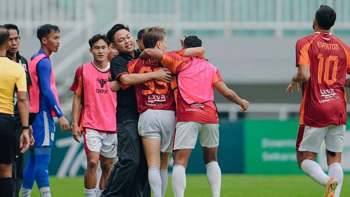 Garudayaksa FC promosi ke Super League Indonesia setelah berhasil mengalahkan Persikad di Stadion Pakansari.