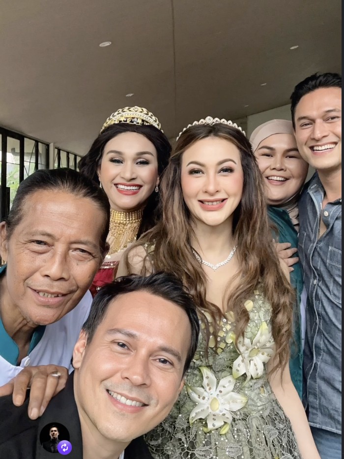 Indra Bruggman dan Diana Pungky