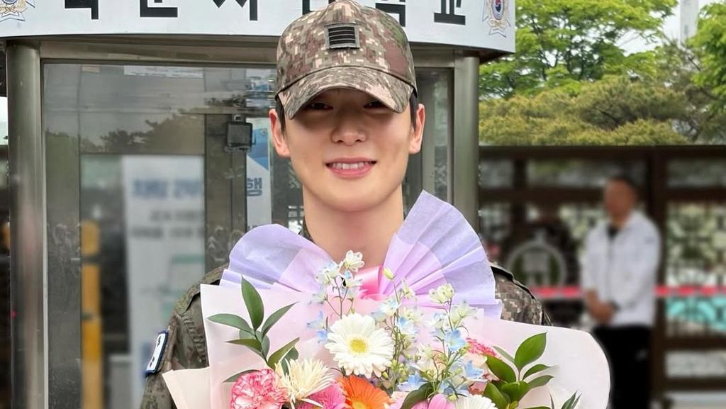 Video: JAEHYUN NCT Resmi Selesai Wajib Militer