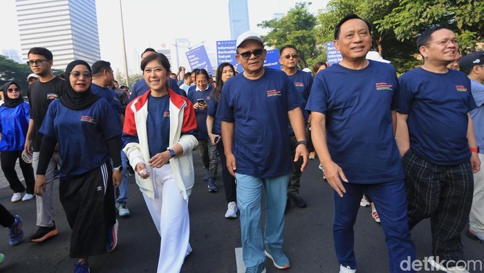 Jalan Sehat Warnai Hari Kebebasan Pers Sedunia di Jakarta