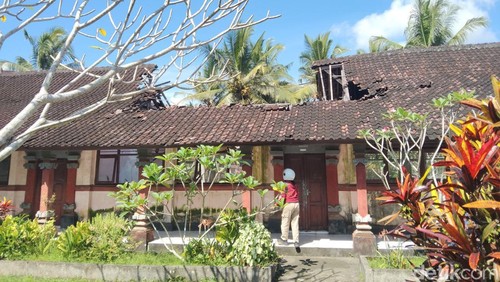 Kondisi SDN 2 Sembung Gede di Banjar Batuaji Kawan, Kecamatan Kerambitan, Tabanan, Bali. Sekolah ini akan di-regrouping ke SDN 1 Sembung Gede. (Foto: Krisna Pradipta/detikBali)