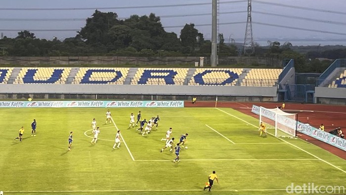 Laga Persik Kediri vs Arema FC