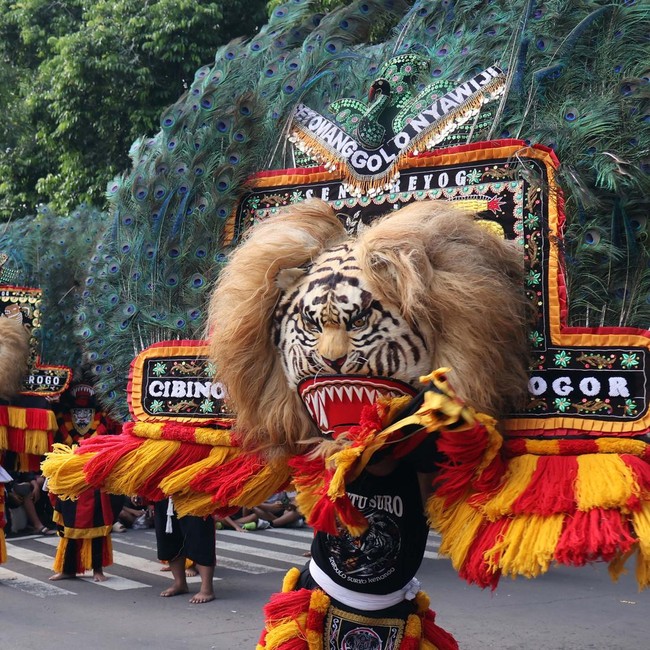 Pertunjukan Reog Ponorogo Ramaikan Akhir Pekan di Bogor