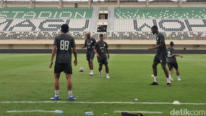 Official training PSS Sleman di Stadion Maguwoharjo, Sleman, Sabtu (2/5/2026).
