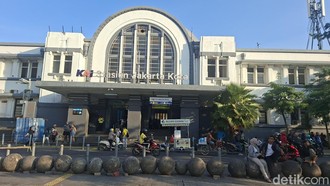 Ikon Bersejarah: Stasiun Jakarta Kota, Warisan Budaya KAI
