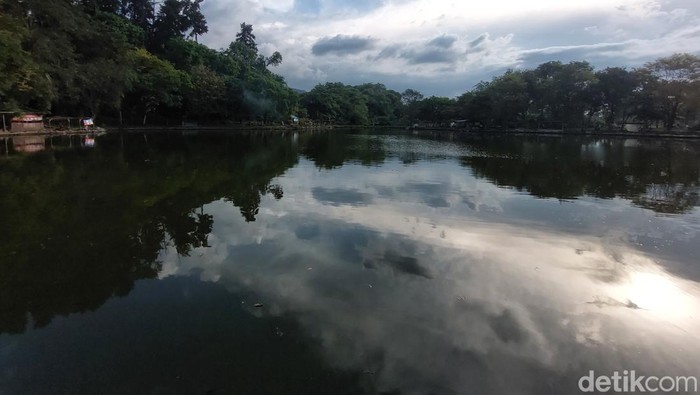 Suasana Situ Pajaten Kabupaten Cirebon.
