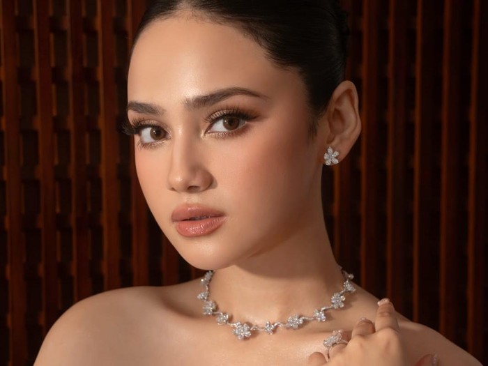 syifa hadju