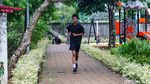 Taman Panjang Jadi Oase Santai Warga Jakarta