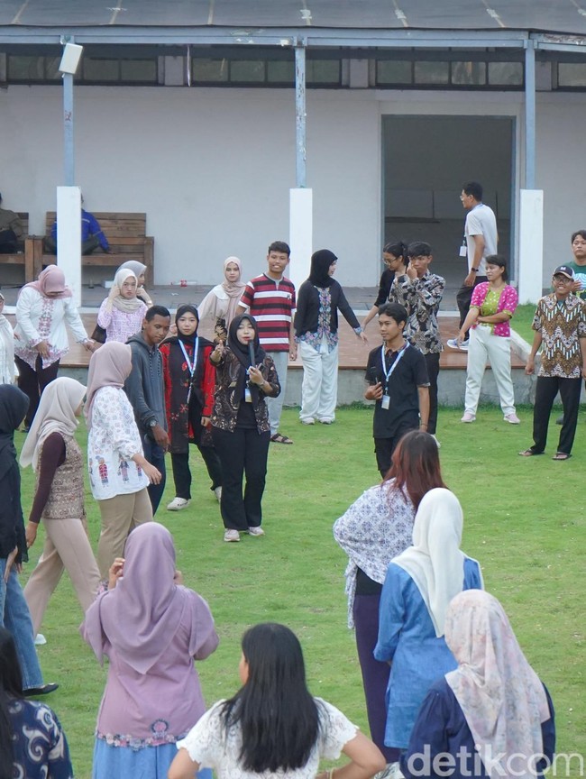 Hidupkan Permainan Tradisional di Pos Bloc Surabaya