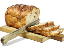 Roti Disimpan di Kulkas atau Suhu Ruang, Mana yang Lebih Tahan Lama?