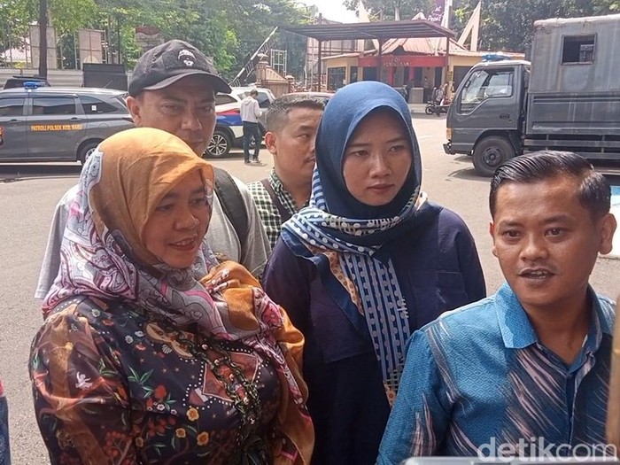 ART mantan istri Andre Taulany datangi Polres Jakarta Selatan.