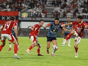 Link Live Streaming Madura United Vs Bali United Sore Ini