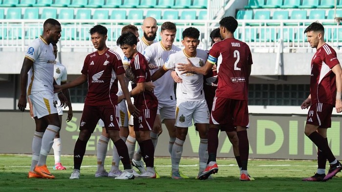 Bhayangkara FC menyerang 1-2 di markas PSM Makassar dalam laga Super League 2025/2026.