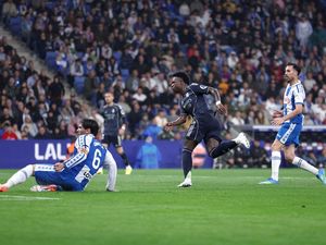 Espanyol Vs Real Madrid: Los Blancos Menang 2-0, Tunda Pesta Barcelona