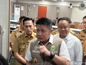 Herman Deru Bentuk Satgas Terpadu Atasi Banjir di Palembang