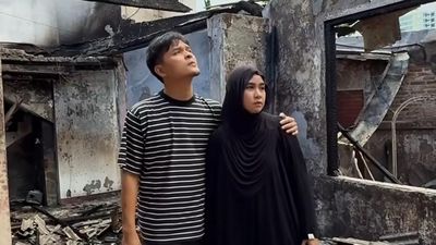 Dari Indonesia-Hollywood, 8 Artis Ini Pernah Alami Rumah Kebakaran