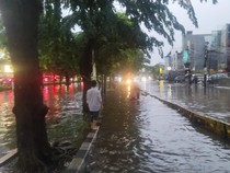 Daftar Rute Transjakarta Dialihkan Imbas Banjir di Sejumlah Titik