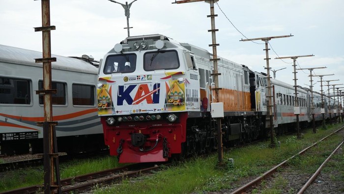 KAI Daop 8 uji coba Biodiesel B50