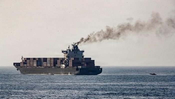 Kapal kontainer Iran, Touska, yang disita pasukan AS di Teluk Oman pada pertengahan April (dok. AFP PHOTO/US NAVY/NAVCENT PUBLIC AFFAIRS) 