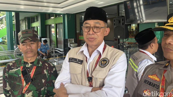 Ketua PPIH Embarkasi Surabaya Mohammad Asadul Anam