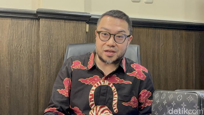 Kuasa hukum Andy Pratomo, Ronald Talaway.