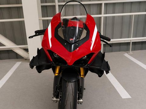 Lelang BMW-Ducati Doni Salmanan