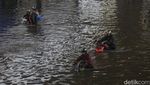 Perempatan Cipulir Sempat Terendam Banjir, Arus Lalin Tersendat