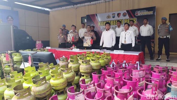 Polresta Sidoarjo bongkar penyalahgunaan LPG 3 Kg