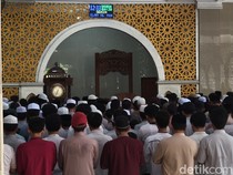 Doa Sholat Jenazah Perempuan Lengkap Arab, Latin, dan Artinya