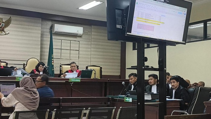 Sidang kasus korupsi Rusunawa Tambak Sawah dengan terdakwa eks 4 kadis Perkim Sidoarjo