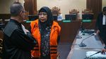 Skandal LNG Pertamina, Dua Eks Pejabat Divonis 4,5 dan 3,5 Tahun
