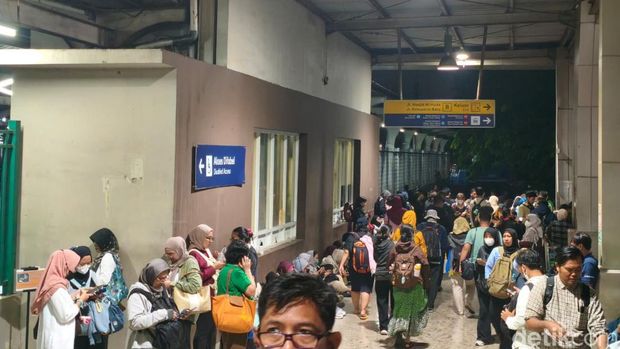 Suasana Stasiun Kebayoran. (Kurniawan/detikcom)