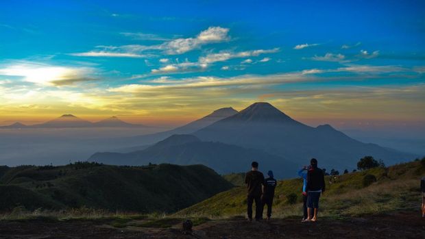 Gunung di Indonesia yang Cocok untuk Pendaki Pemula