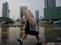 Waspada! Awal Mei Jakarta Dihantam Cuaca Ekstrem
