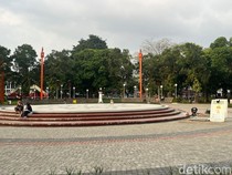 Dry Fountain Alun-alun Malang Mati Total Usai Banjir, Konstruksi Disorot