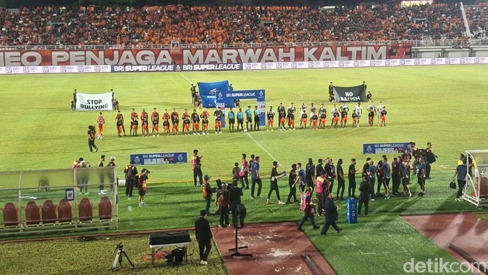 Borneo FC vs Persita Tangerang di Stadion Segiri, Samarinda.