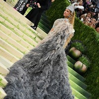 MET Gala 2026 yang digelar di The Metropolitan Museum of Art (The MET), New York City, Amerika Serikat, pada Senin (4/5/2026), bertaburan bintang. Namun, Beyonce menjadi sosok yang paling dinantikan di perhelatan yang dijuluki the biggest fashions night out itu. (Foto: Michael Buckner/Penske Media via Getty Images)