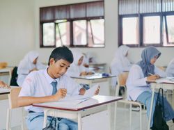 10 Contoh Soal TKA Matematika SMA 2026 dan Jawaban, Tes Kemampuanmu!