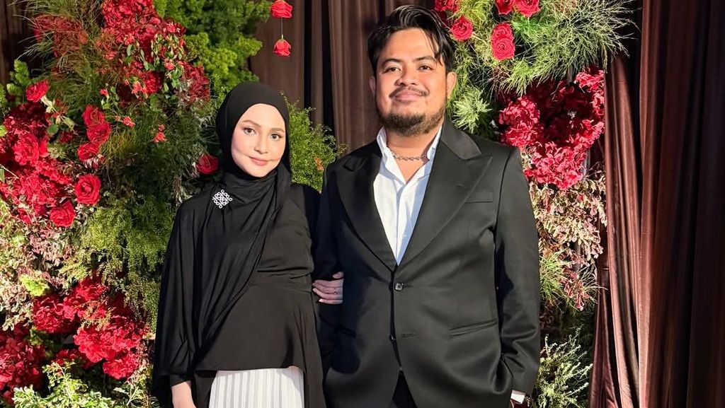 Cara Rigen Rakelna dan Indah Ningtyas Rayakan Hari Jadi Pernikahan Ke-7