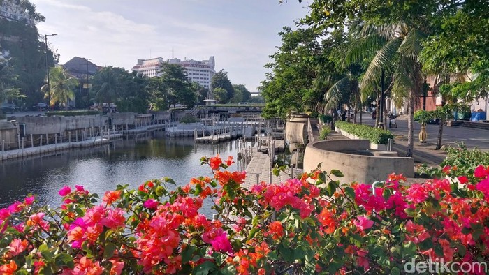 Jejak ideal city di tepian Kali Besar, Kota Tua, Jakarta Barat