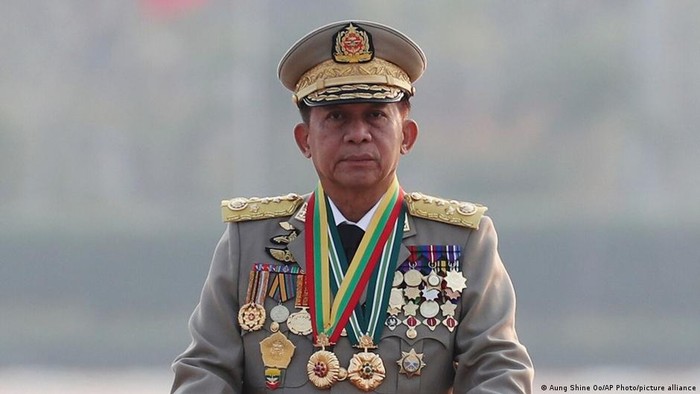 Pemimpin junta militer Myanmar Min Aung Hlaing (Foto: Aung Shine Oo/AP Photo/picture alliance)
