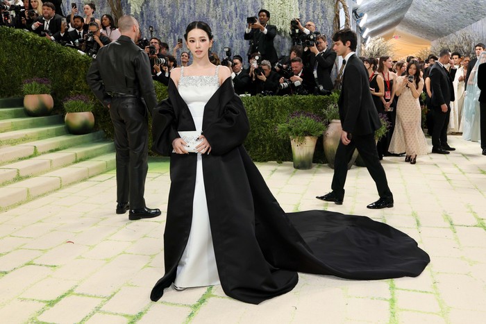 NEW YORK, NEW YORK - MAY 04: Karina attends the 2026 Met Gala celebrating 