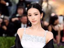 Karina dan Ningning aespa Debut Met Gala
