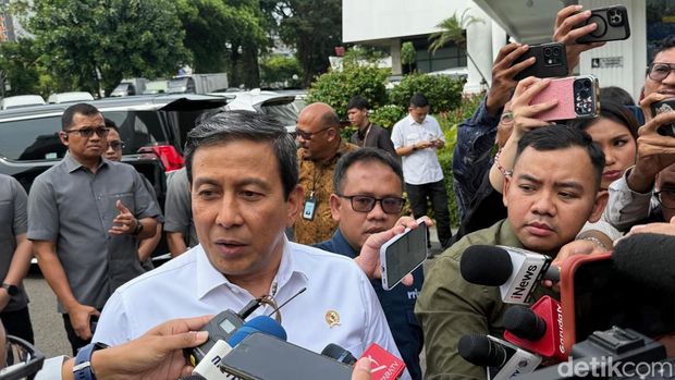Komisi Percepatan Reformasi Polri menghadap Presiden Prabowo siang ini. (Eva/detikcom)