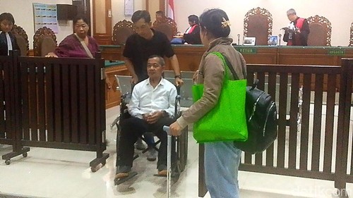 I Ketut Tajem saat menjalani sidang vonis di Pengadilan Negeri Tipikor Denpasar, Selasa (5/5/2026).
