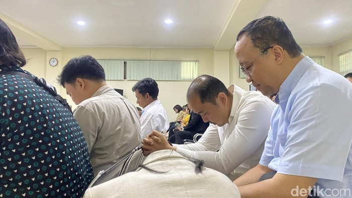 Terdakwa duo Bos PT Sritex bersiap menghadapi sidang putusan di Pengadilan Tindak Pidana Korupsi (Tipikor) Kota Semarang, Rabu (6/5/2026).