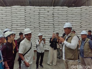 Bos Bulog Jelaskan Kondisi Stok Beras RI ke Mahasiswa