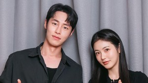 Lee Jae Wook dipasangkan dengan Shin Ye Eun dalam drakor terbaru ENA 2026 berjudul Doctor on the Edge. (Foto: dok. ENA)